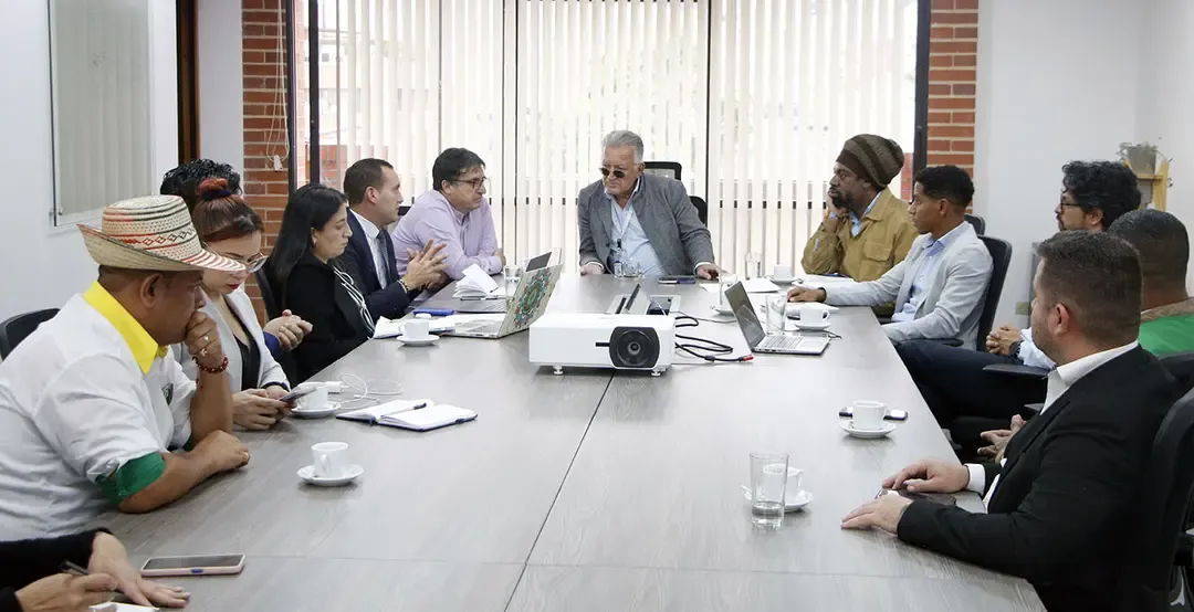 Superservicios atendió peticiones de líderes sociales y comunales de Maicao, La Guajira